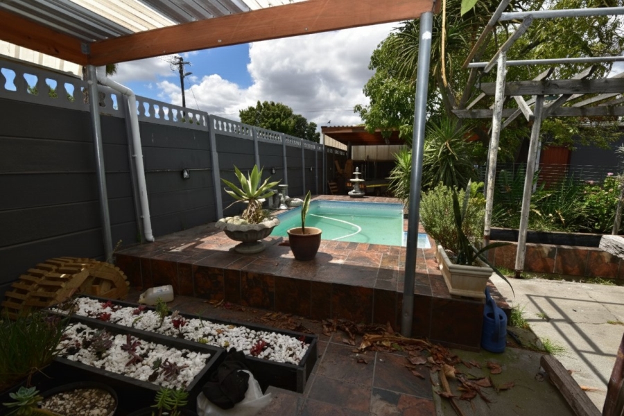 3 Bedroom Property for Sale in Parow Valley Western Cape